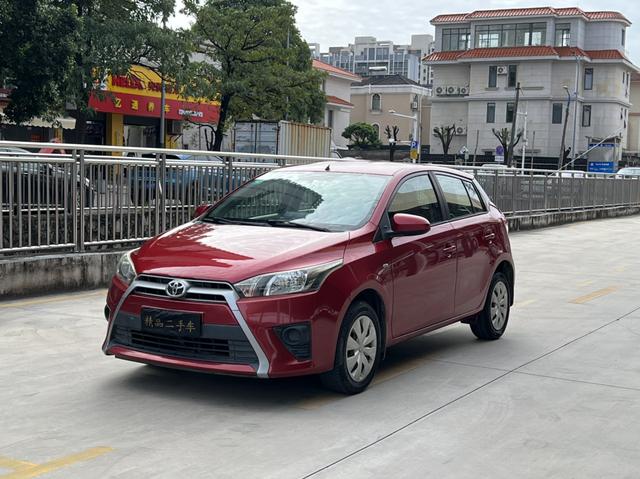 Certificated Pre-Owned GAC Toyota YARIS L致炫 2015 1.5E Automatic Glamour Edition 注：“致炫”没有官方英文对应，若要完全英文可直接音译为“Zhixuan”，即： Certificated Pre-Owned GAC Toyota YARIS L Zhixuan 2015 1.5E Automatic Glamour Edition - u22051162