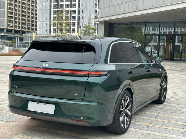 Pre - Owned 2023 Li L7 Pro Edition