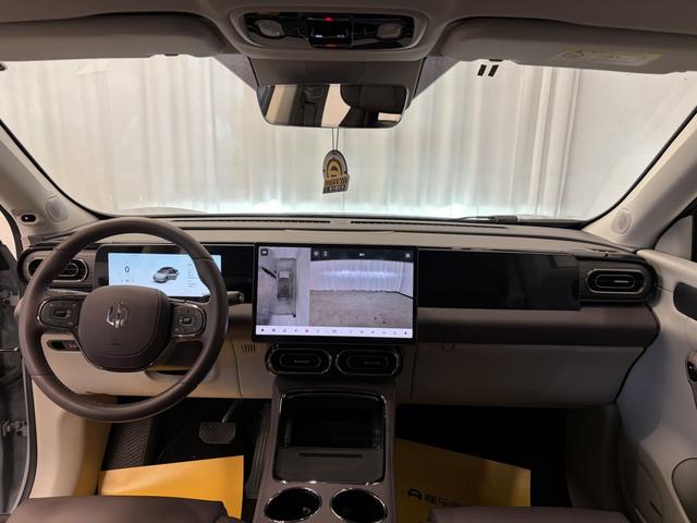 Certificated Pre-Owned Leapmotor C11 2024 Pure Electric Edition 580 Premium Version -u22673632