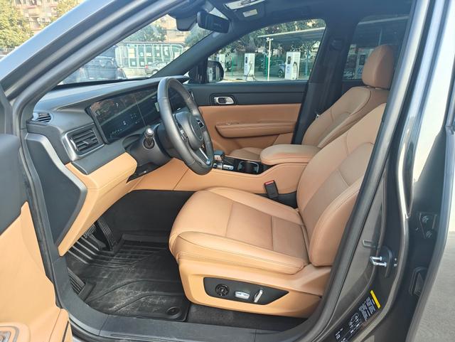 Certificated Pre-Owned Li Auto ONE 2021 Extended-Range 6-Seater Edition -u22389985