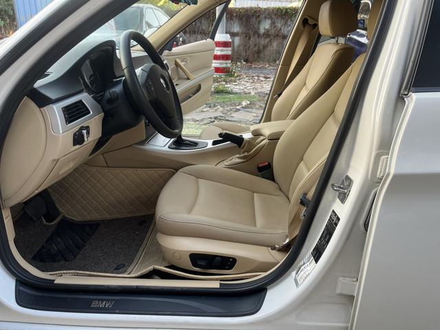 Certificated Pre-Owned BMW 3 Series 2011 318i Leading Edition - u22057715