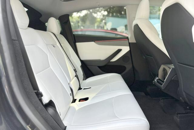 Certificated Pre-Owned Model Y 2025 Long Range All-Wheel Drive Launch Edition -u22481695