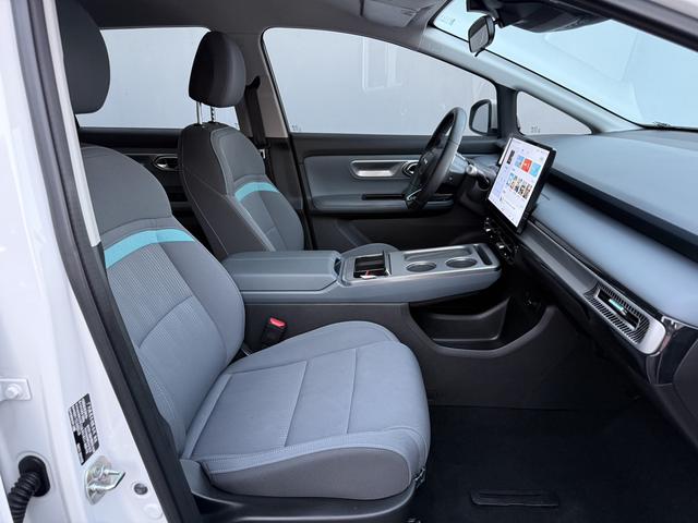 Pre-Owned AION Y 2023 Model AION Y Younger