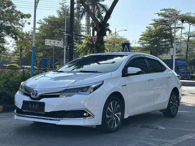 Certificated Pre-Owned GAC Toyota Corolla 2017 Restyled Hybrid 1.8L E-CVT Leading Edition, China V Emission Standard -u22026771