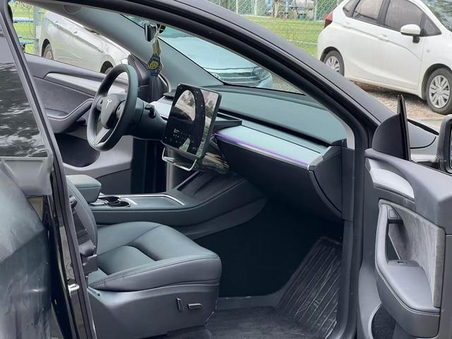 Pre-Owned Tesla Model Y 2023 Rear-Wheel Drive Version