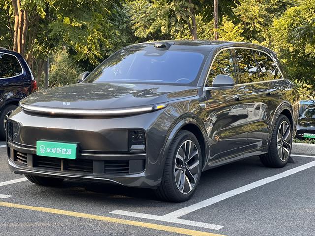 Certificated Pre-Owned Li Auto L8 2024 Ultra Edition -u22070464