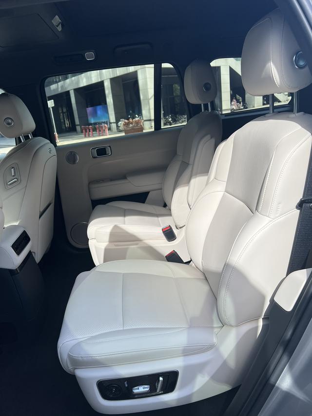 Certificated Pre-Owned Li Auto L9 2024 Ultra Edition -u22060354