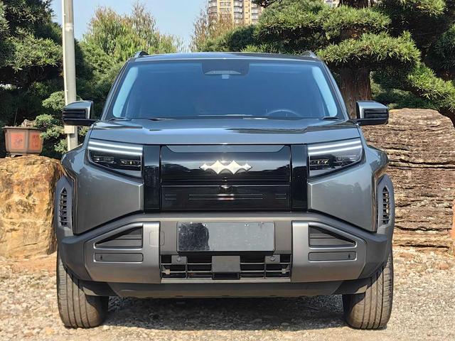 Certificated Pre-Owned Titanium 3 2025 Edition 501KM Rear-Wheel Drive Max Version -u22494923