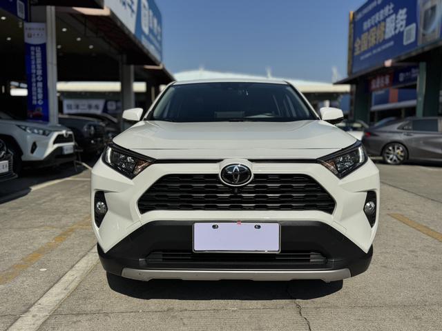 Certificated Pre-Owned RAV4 Rongfang 2021 2.0L CVT Two-wheel Drive Fashion Edition - u22211880