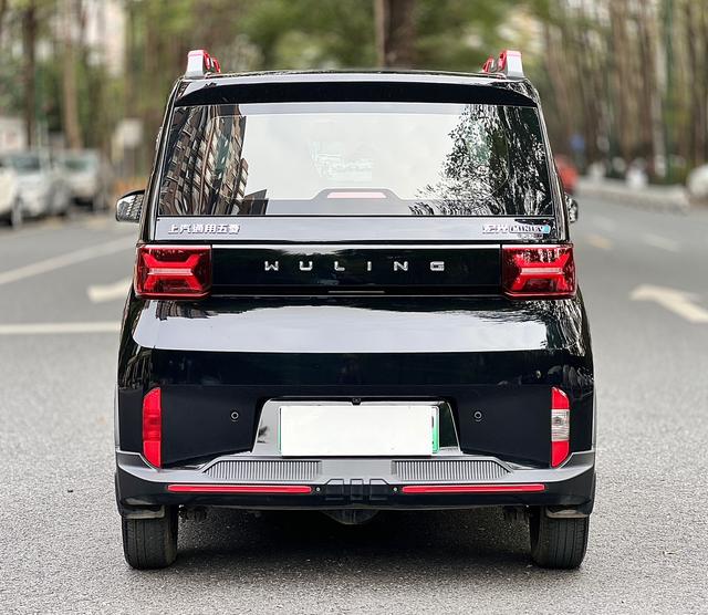 Certificated Pre-Owned SAIC-GM-Wuling Hongguang MINIEV 2022 GAMEBOY 200km Player Edition Lithium Iron Phosphate