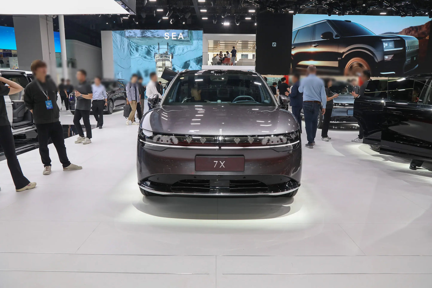 ZEEKR 7X