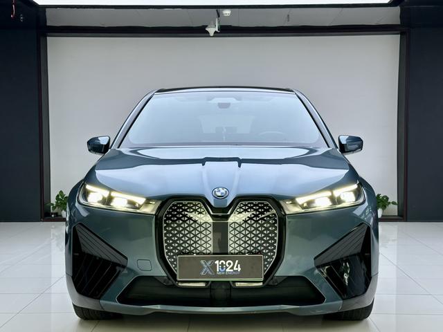 Certificated Pre-Owned BMW iX 2022 xDrive40 -u22950268