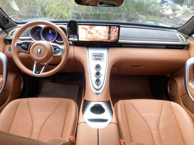 Pre-Owned Ora Lightning Cat 2022 Model 555km Premium Version