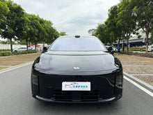 Pre-Owned Li Auto i8 2025 Standard Version