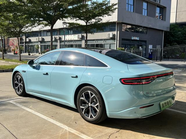 Pre-Owned LUXEED S7 2025 Model Max Rear-Wheel Drive Ultra-Long Range Version