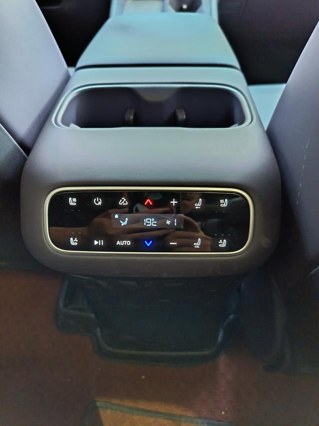 Pre-Owned Leapmotor C16 2024 Pure Electric Version 520 Premium Edition