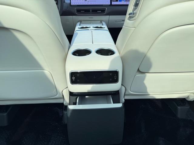 Pre-Owned Li Auto MEGA 2024 Ultra Version