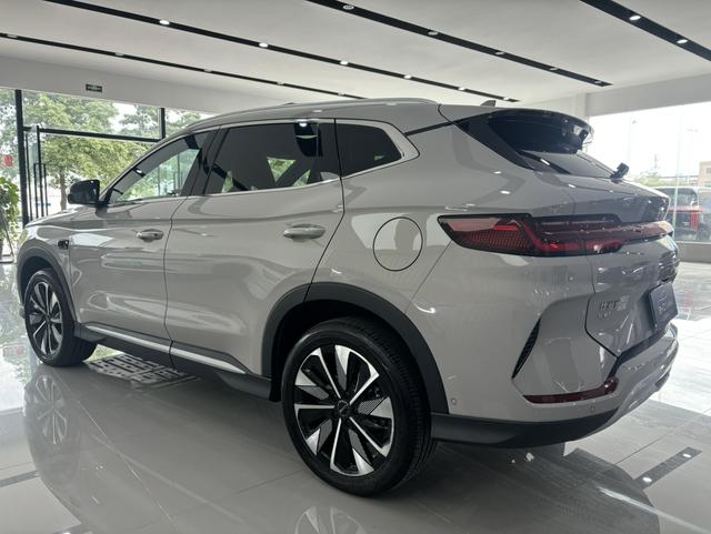 Pre-Owned BYD Song PLUS EV 2025 Smart Driving Version 520KM Premium Type