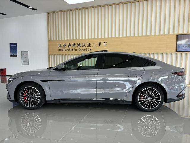 Pre-Owned BYD Han EV 2025 Model 701KM LiDAR Intelligent Driving Version