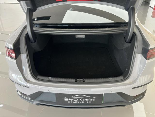 Pre-Owned BYD Han EV 2025 Model 701KM LiDAR Intelligent Driving Version