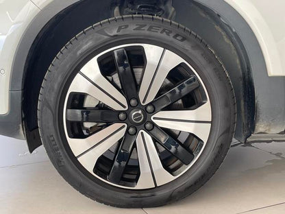 Pre-Owned Volvo XC40 EV 2023 Long Range PRO