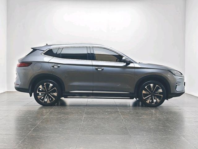 Pre-Owned BYD Song PLUS EV 2025 520KM Luxury Edition