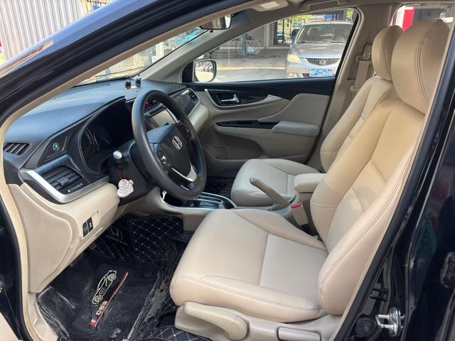 Certificated Used Crider 2013 Model 1.8L Automatic Luxury Edition