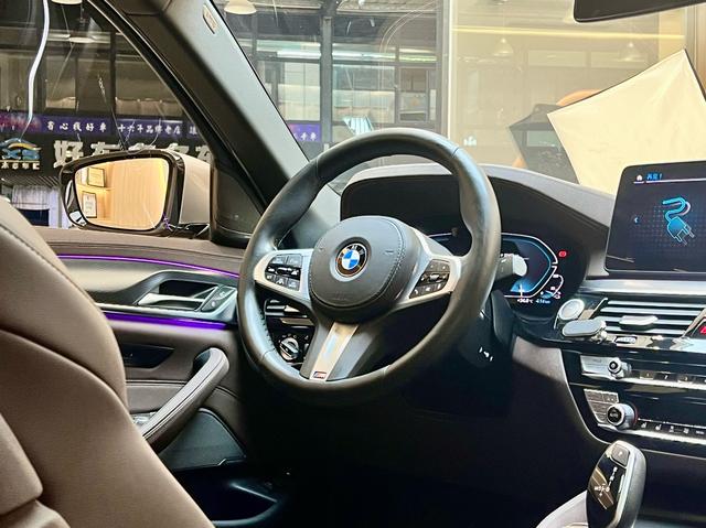 Certificated Used BMW 5 Series PHEV 2021 535Le Pioneer Edition M Sport Package