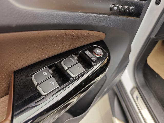 Certificated Used BYD Tang DM 2015 Edition DM 2.0T 4WD Flagship Model