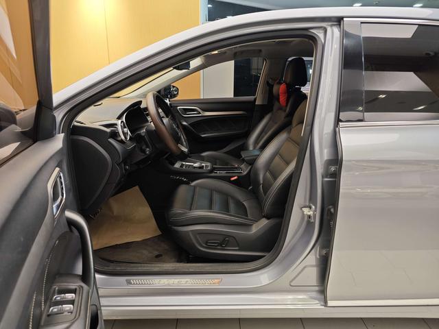 Certificated Used MG6 PHEV 2018 Edition 45T E-Drive Intelligent Hybrid Pilot Super Internet Version