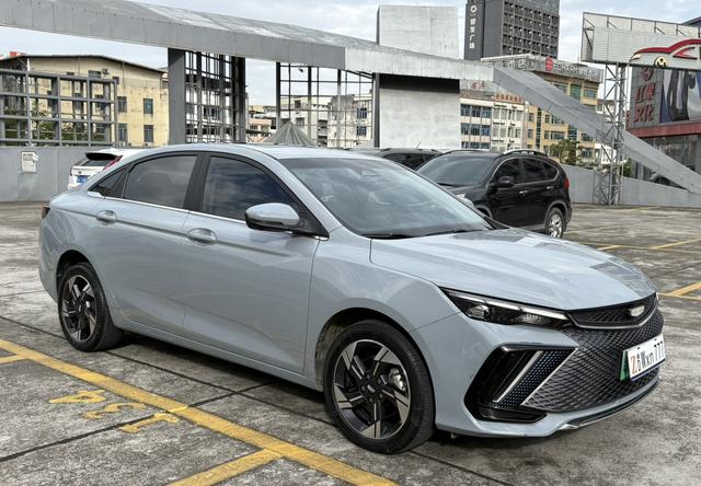 Certificated Used Geely Emgrand L HiP 2022 1.5TD-DHT Pro 100KM Super Rui