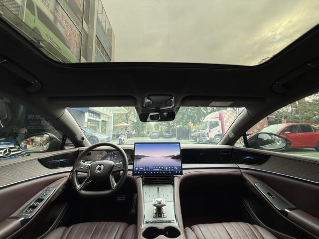 Certificated Used Denza Z9GT DM 2024 Edition 1100 4WD Pro Version