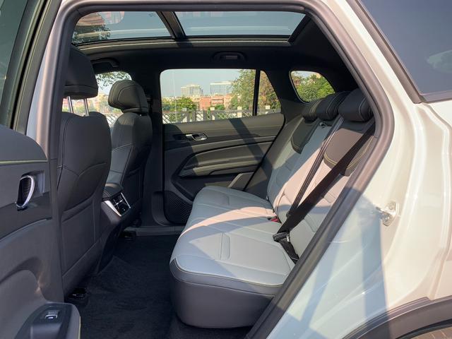 Certificated Used Lingrui PHEV 2025 Premium Plus Edition