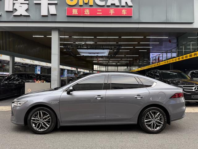 Certificated Used BYD Qin PLUS DM 2021 DM-i 120KM Flagship