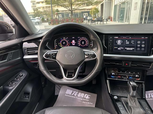 Certificated Used SAIC Volkswagen Passat PHEV 2023 430PHEV Hybrid Luxury Edition