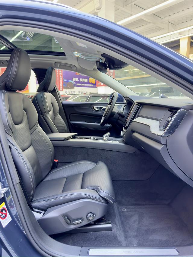 Certificated Used Volvo XC60 PHEV 2021 T8 E-Drive Hybrid Inscription Luxury Edition