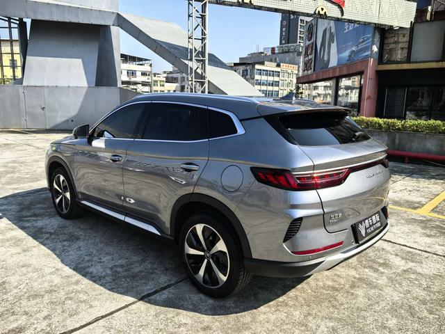 دراجة نارية مستعملة معتمدة من طراز BYD Song PLUS DM 2021 DM-i 110KM ذات دفع ثنائي، الإصدار الرائد