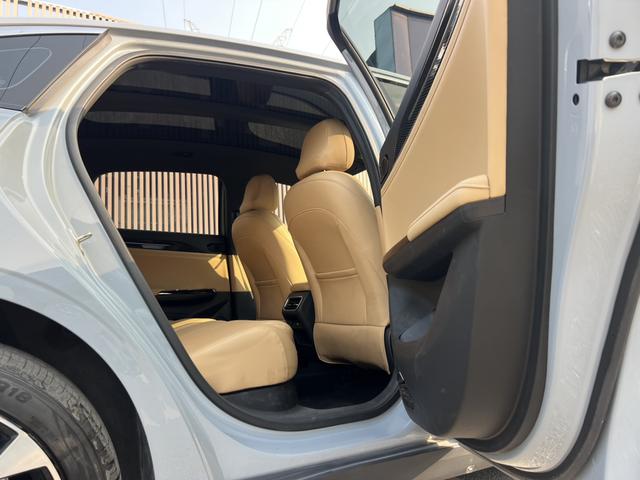 Certificated Used Geely Galaxy L6 2023 1.5T DHT 125km Starship