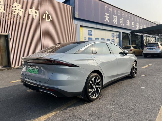 Certificated Used Geely Galaxy L6 2023 1.5T DHT 125km Starship