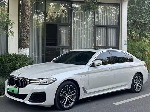 Certificated Used BMW 5 Series PHEV 2021 535Le Luxury Package