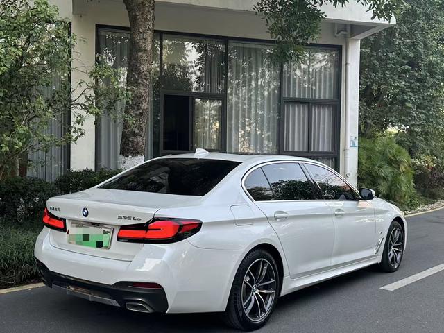 Certificated Used BMW 5 Series PHEV 2021 535Le Luxury Package