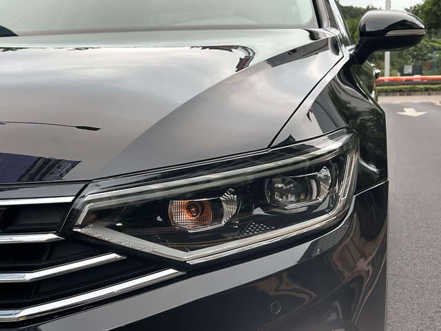 Certificated Used FAW-Volkswagen Magotan GTE 2020 Luxury