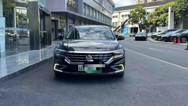Certificated Used SAIC Volkswagen Passat PHEV 2019 430PHEV Hybrid Luxury Edition