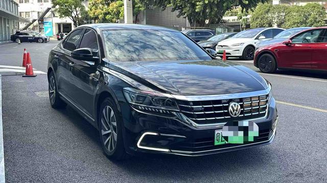 Certificated Used SAIC Volkswagen Passat PHEV 2019 430PHEV Hybrid Luxury Edition