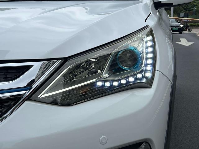 Certificated Used BYD Song DM 2017 1.5TID Full-time Four-wheel Drive Luxury Edition