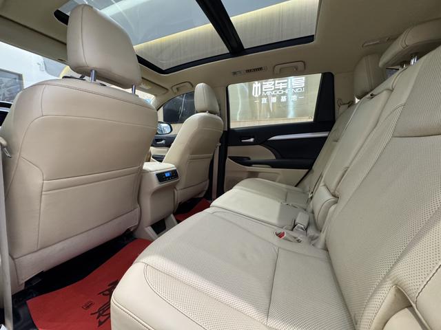 Certificated Used Toyota Highlander 2012款 2.7L Two-Wheel Drive 7-Seat Luxury Edition