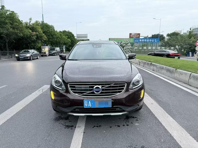 Certificated Used Volvo XC60 2017 T5 AWD Zhiyuan Edition