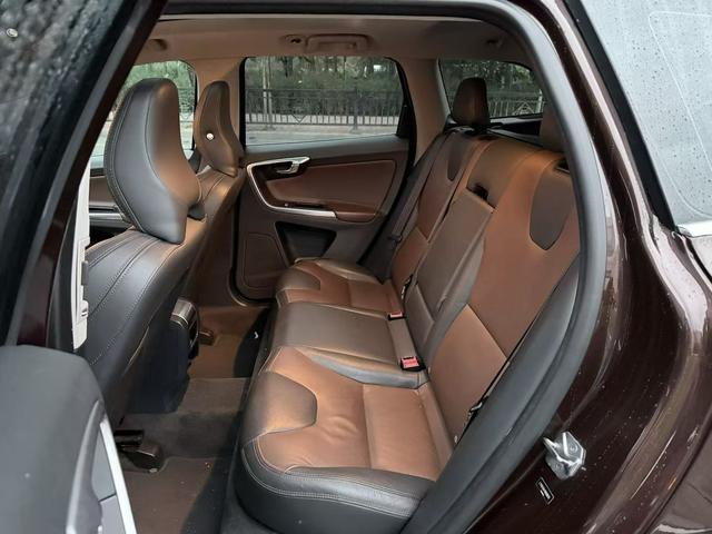 Certificated Used Volvo XC60 2017 T5 AWD Zhiyuan Edition