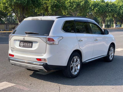 Certificated Used Mitsubishi Outlander 2014 2.4L 4WD Luxury Super Value Edition 5 Seats
