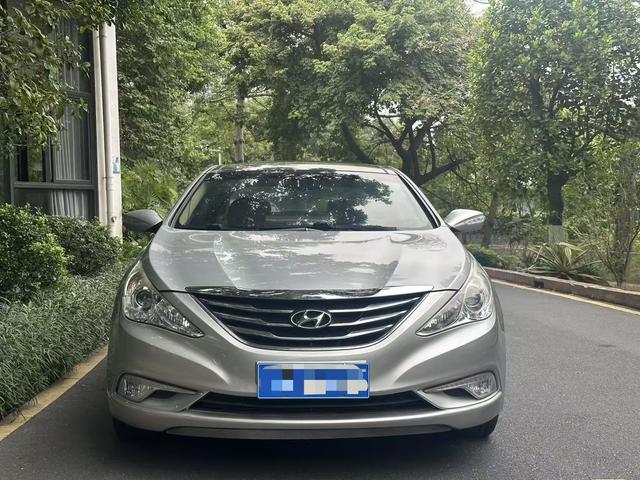 Certificated Used Hyundai Sonata 8 2014 2.4L Automatic Leading Edition National IV